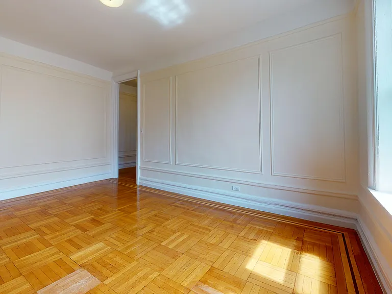 620 W 171st St #5D — Photo 8
