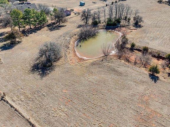 5th image of 25073 Roselawn Rd