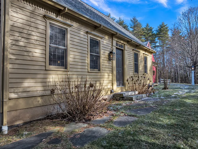 73 Champeaux Rd — Photo 39