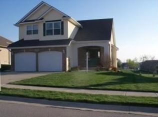 6303 Oak Ridge Ct, Saint Joseph, MO 64504