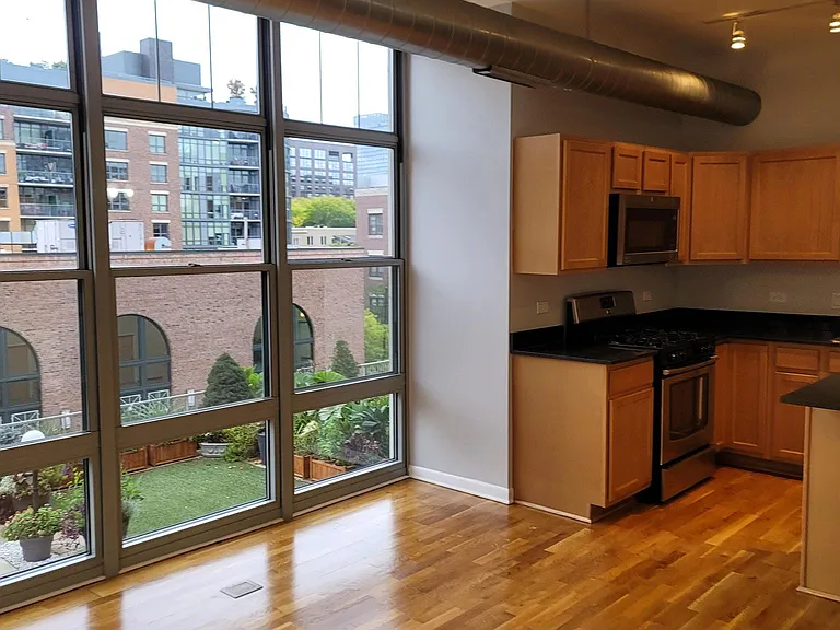 1200 W Monroe St #420 — Photo 76