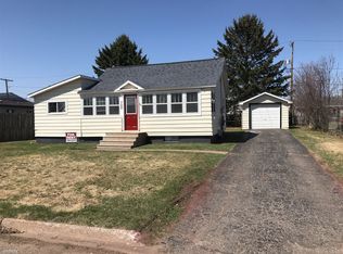 705 Carr St, Negaunee, MI 49866