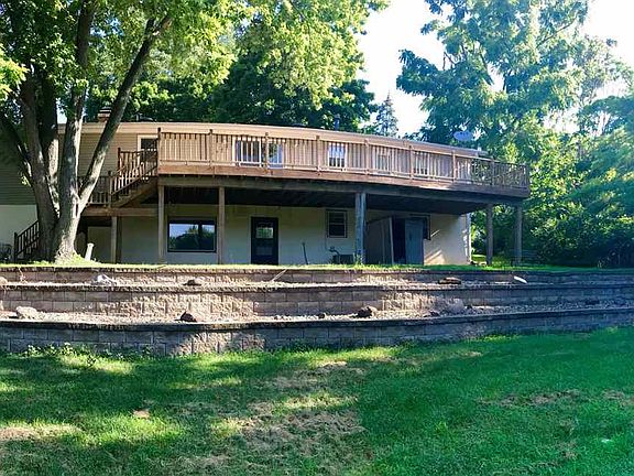 4th image of 1396 Woodland Knolls Rd