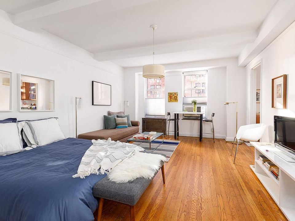 1st image of 465 W 23rd St APT 3H