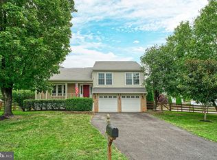 8005 Rocky Run Rd, Gainesville, VA 20155