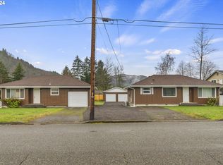 428 3rd St, Morton, WA 98356