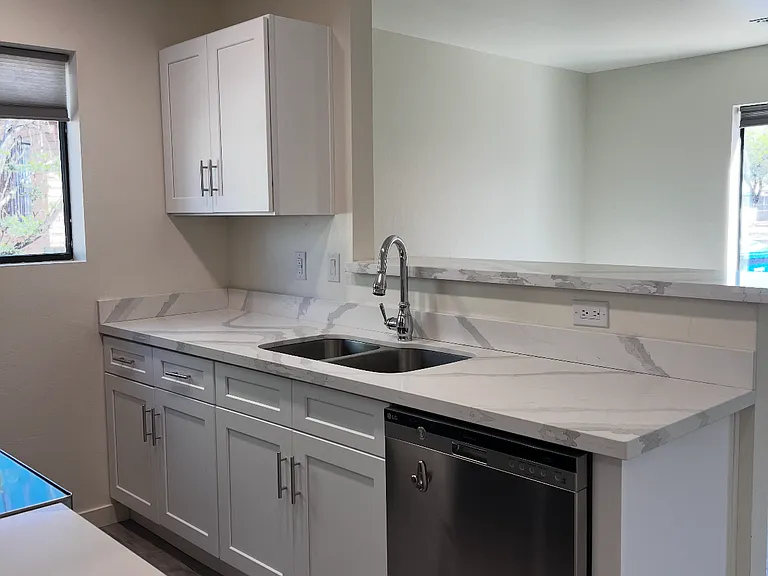 3420 S Clark Ave #2 — Photo 5