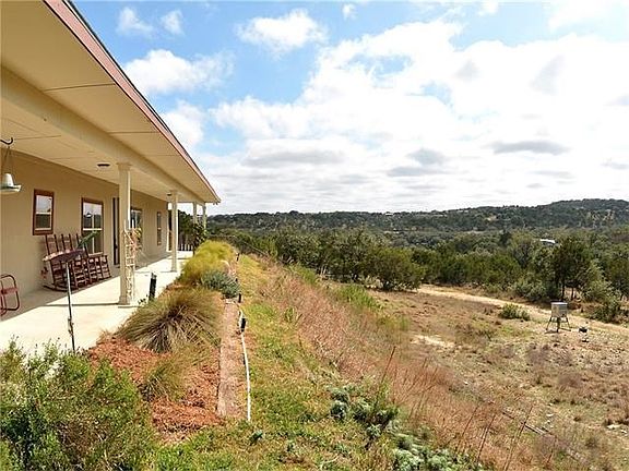 5th image of 21106 Bertram Ln