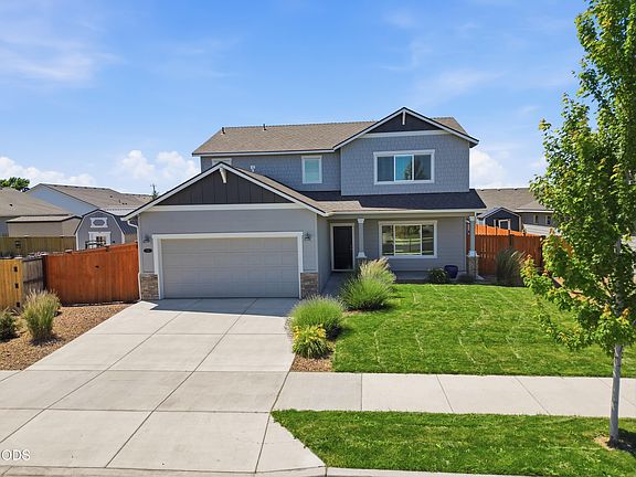 2nd image of 241 NW Monte Vista Ave