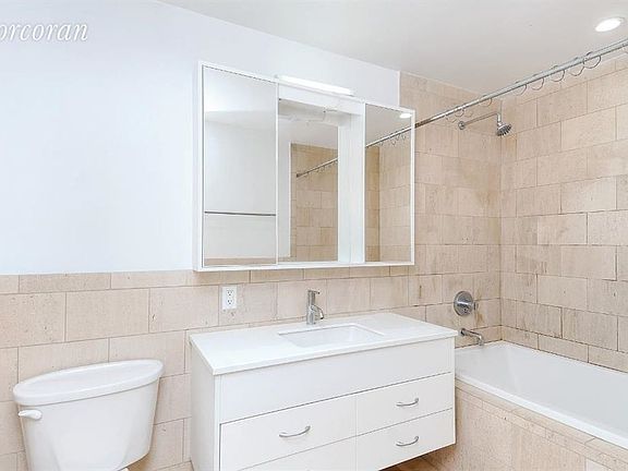 4th image of 184 Eagle St APT 3D