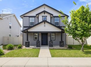 229 W Wanda St, Meridian, ID 83646