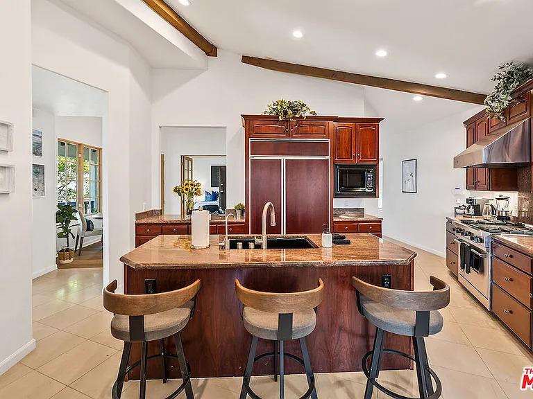 7782 Lookout Dr — Photo 25