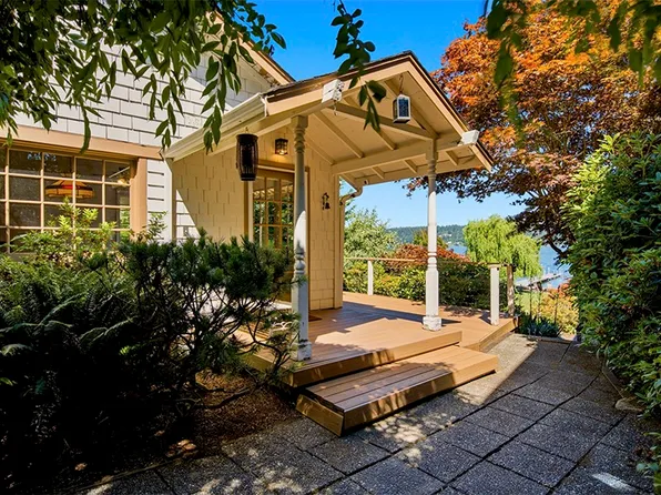 3252 W Lake Sammamish Pkwy SE, Bellevue, WA 98008