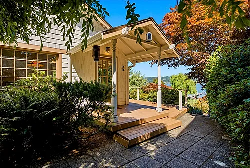 3252 W Lake Sammamish Pkwy SE Photo 1
