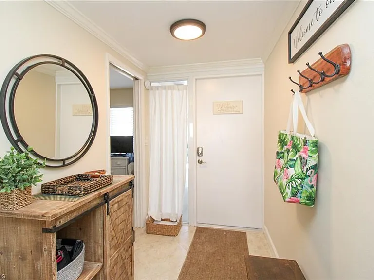 3443 Gulf Shore Blvd N #213 — Photo 9