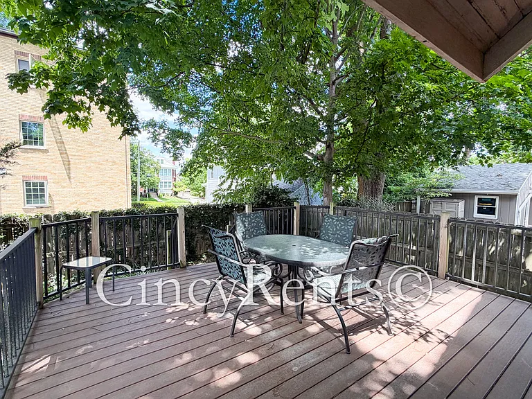 1339 Meier Ave #1 — Photo 17