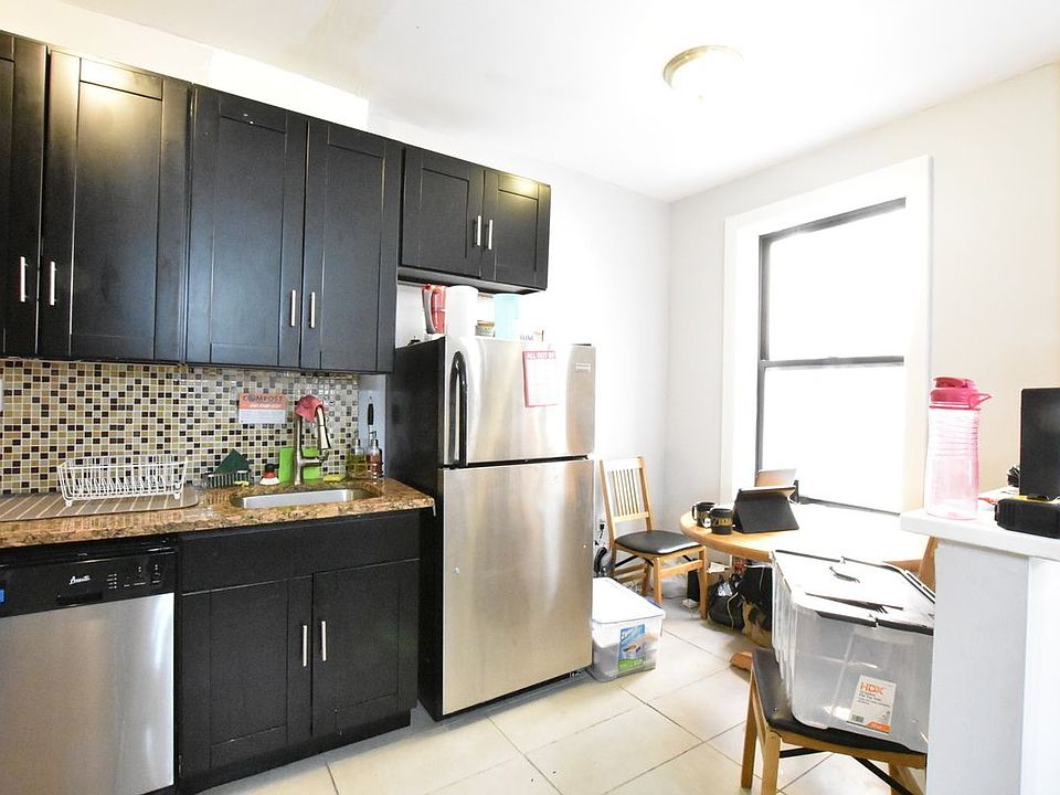 1st image of 830 W 177th St APT 4F