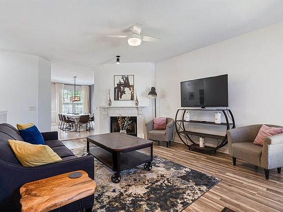 4th image of 1515/1517 NW Belle Royal Ct
