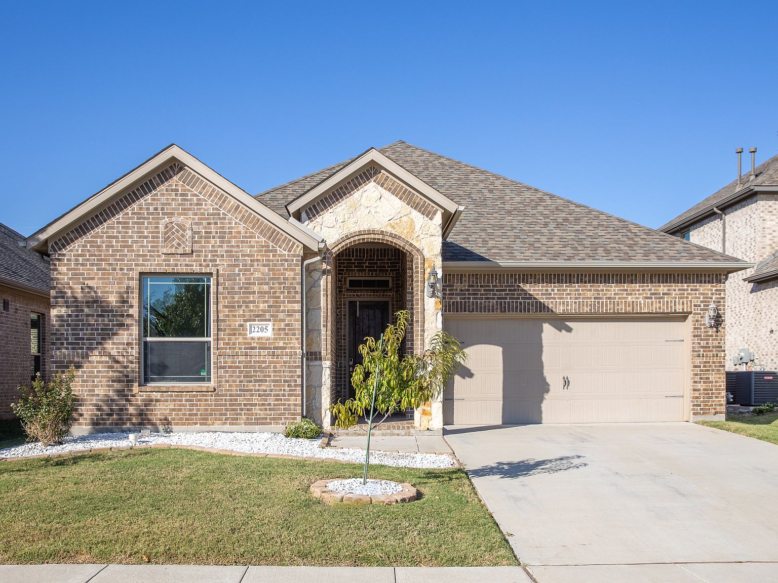 2205 Granger Ln, Rowlett, TX 75088 | Zillow