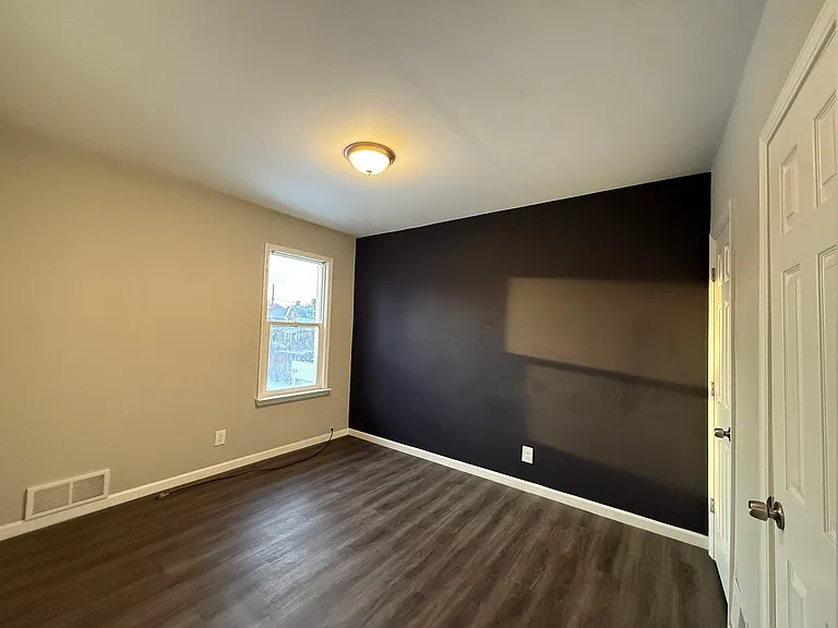 349 Westminster St — Photo 13