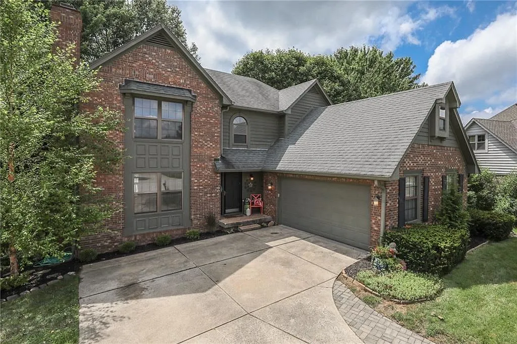 1312 Wentworth Ct photo 1
