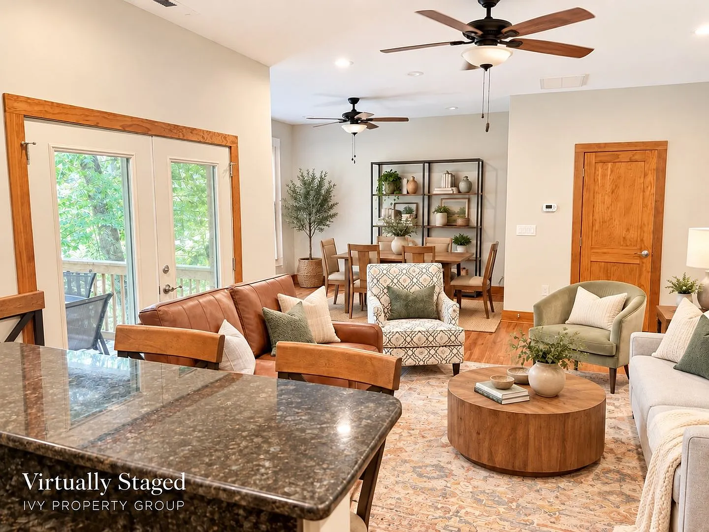 Immaculate End-Unit Townhome with Garage Near Downtown Black Mountain — Photo 3