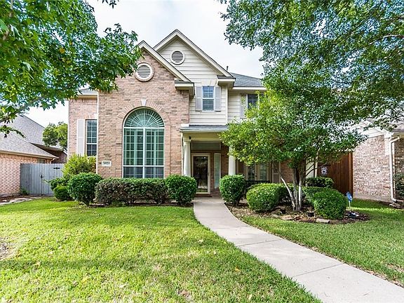 2nd image of 4024 Guadalupe Ln