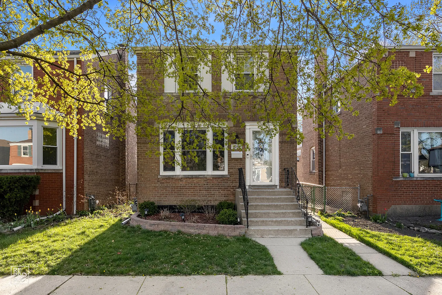 4222 Park Ave photo 1