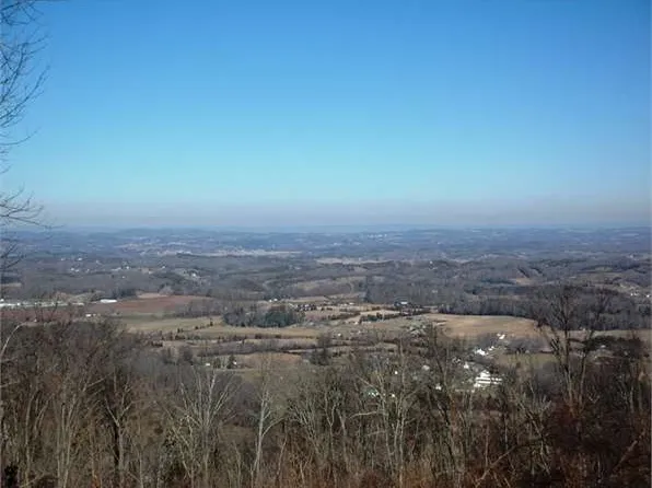 Thomaswood Trl, Sevierville, TN 37876