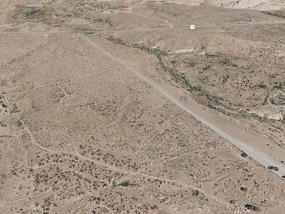 2nd image of Devils Punchbowl Rd