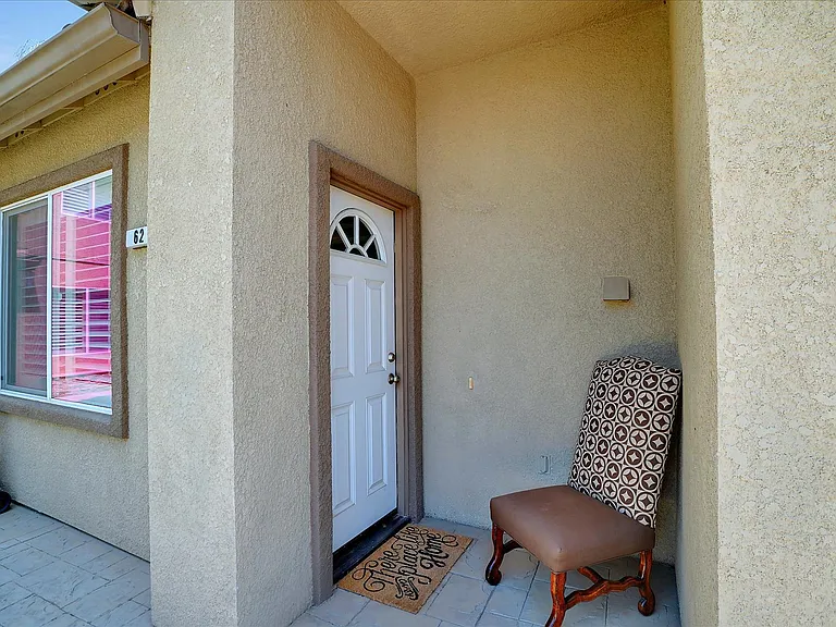 62 Ervin Ct — Photo 3