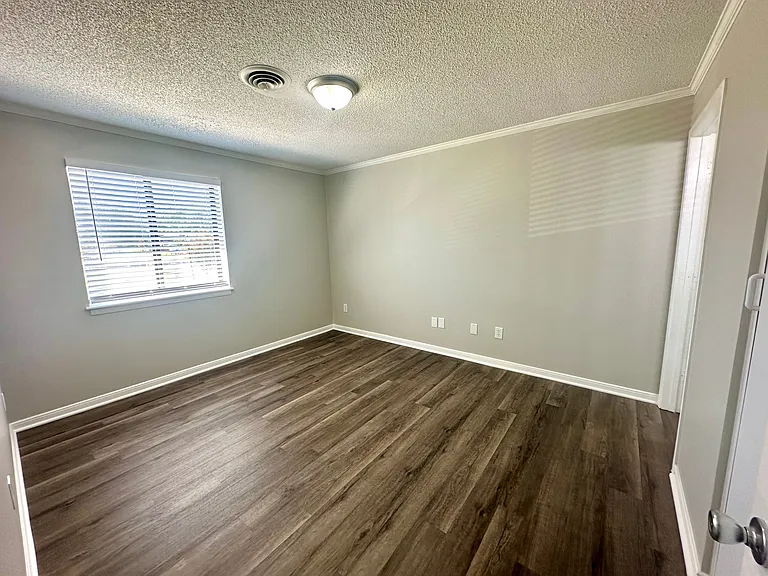 350 Byron Rd #2B — Photo 9