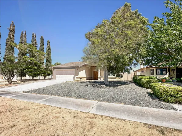26371 Corona Dr, Helendale, CA 92342