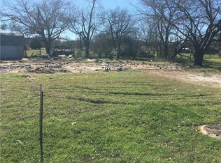 1118 Bell St, Arlington, TX 76001