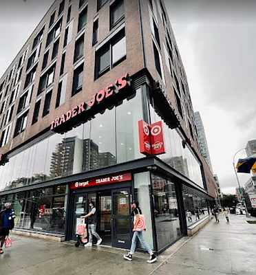 Rented by Bohemia Realty Group | media 14