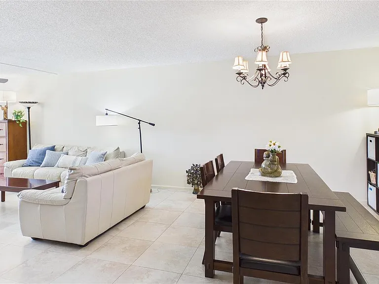 381 S Hollybrook Dr #106 — Photo 2