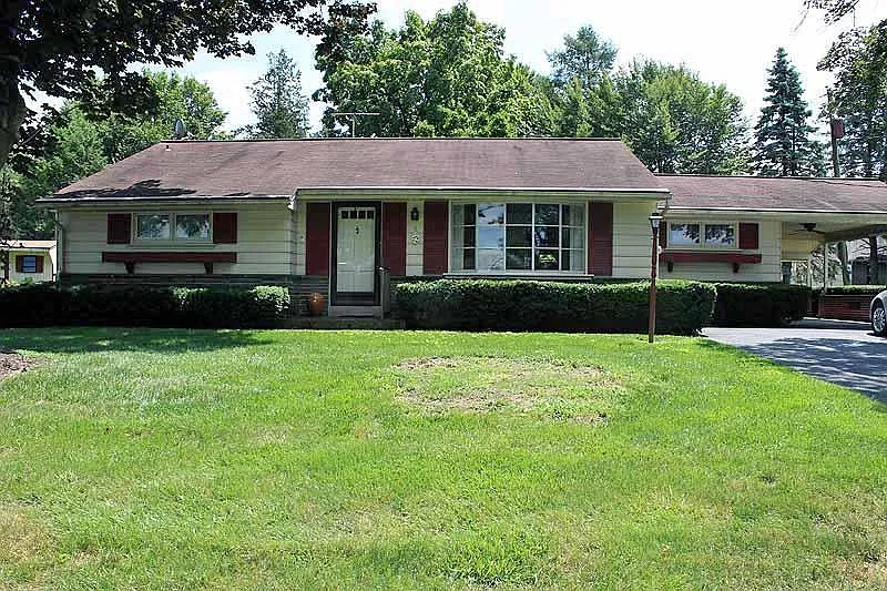 2000 Orchard Dr photo 1