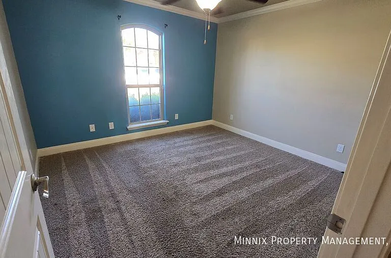 7401 Beeson St — Photo 23