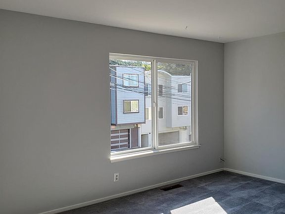 2nd image of 78 Lausanne Ave