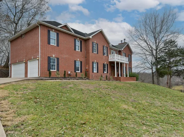 1658 W Caleb Court, Springfield, MO 65810