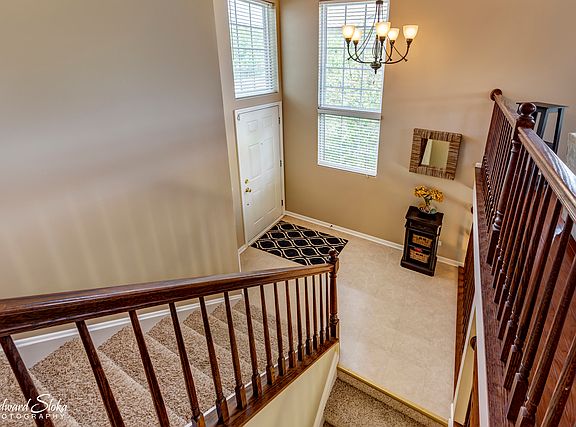 3rd image of 351 Emerald Ln #1