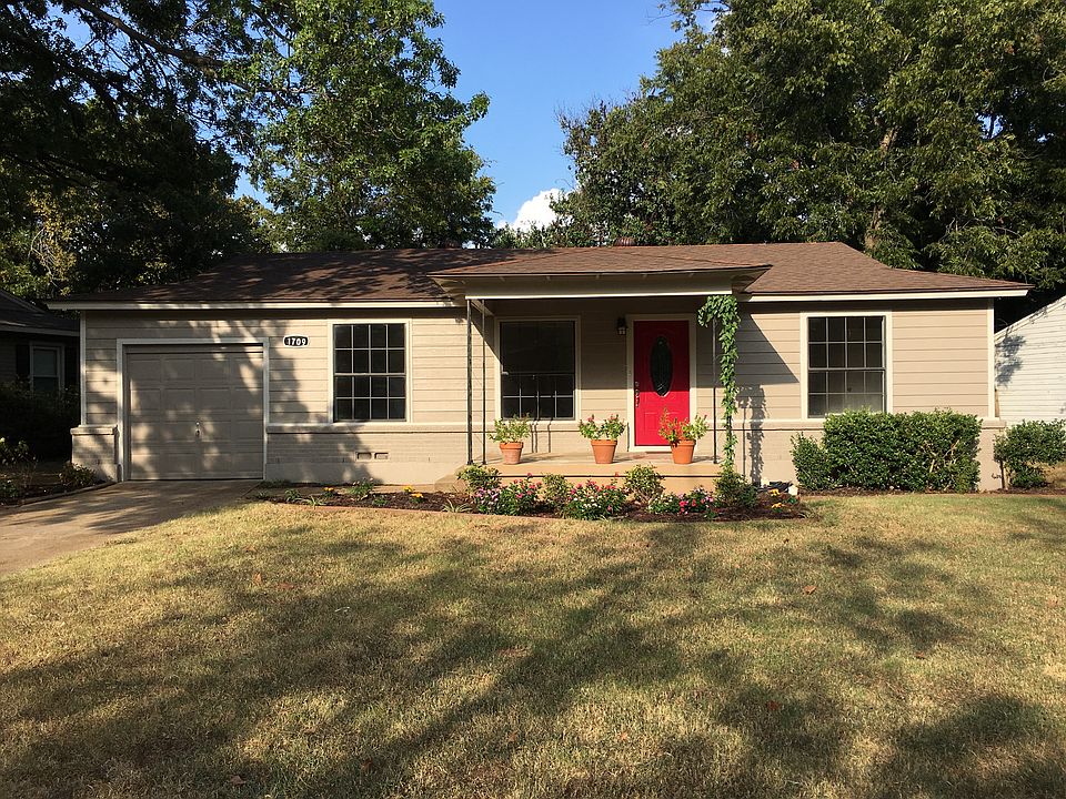 1st image of 1709 Jackson Dr