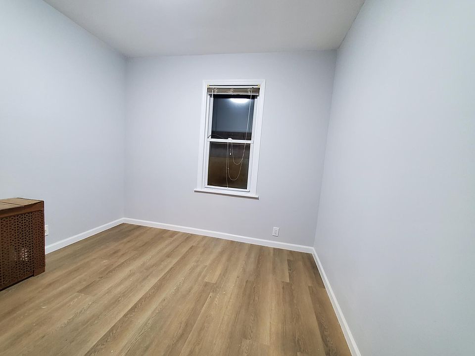1st image of 2311 123rd St #2