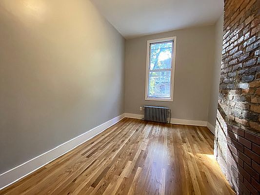 5th image of 478 Lafayette Ave #1B