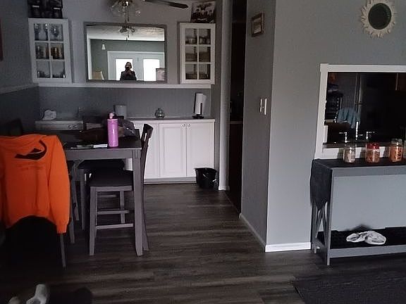 3rd image of 61 Meadow Ridge E