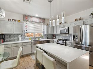27 Drawbridge Ct, Sacramento, CA