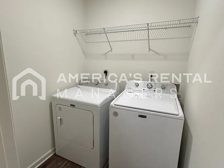 7213 Wilburton Ln — Photo 20
