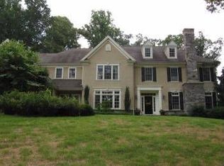902 Shenandoah Ln, West Chester, PA 19380