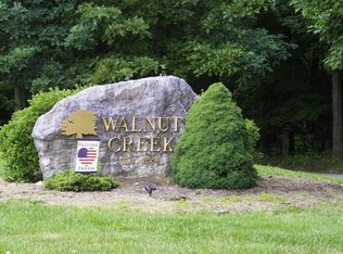 1052 Saint Clair Ln, Christiansburg, VA 24073