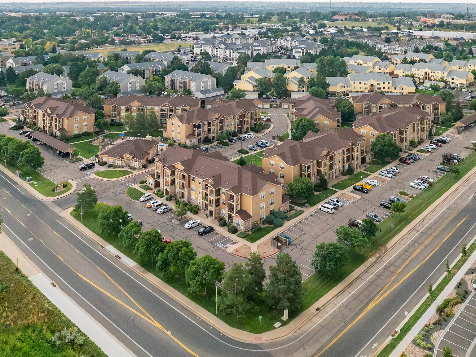 West Park Apartments — Photo 4